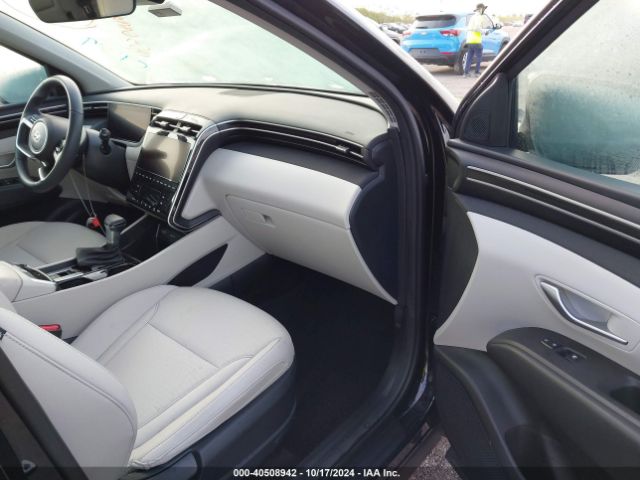 Photo 4 VIN: 5NMJF3DEXRH380973 - HYUNDAI TUCSON 