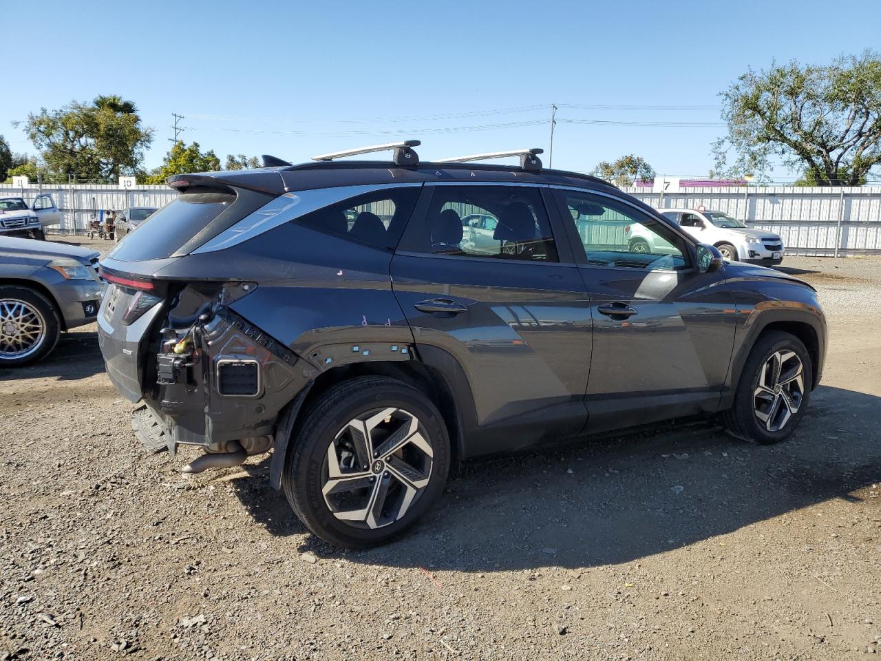 Photo 2 VIN: 5NMJFCAE1NH071424 - HYUNDAI TUCSON 