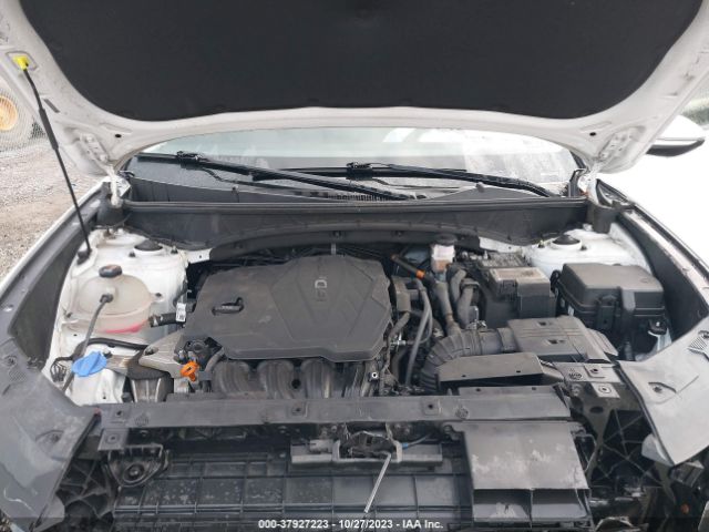 Photo 9 VIN: 5NMJFCAE3NH018482 - HYUNDAI TUCSON 