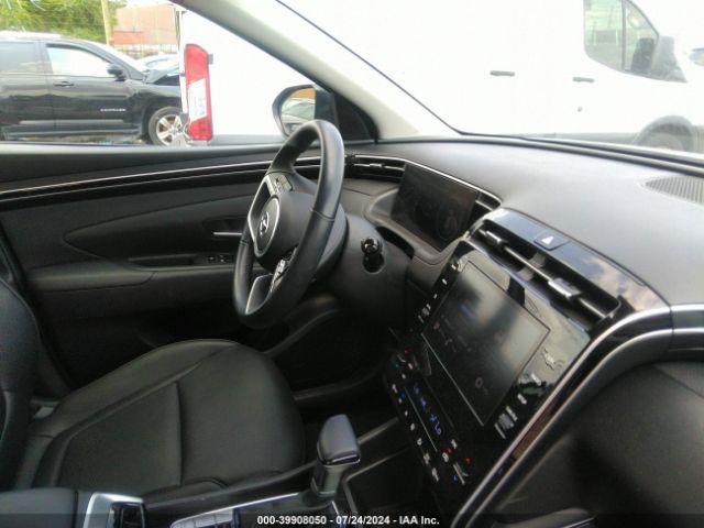 Photo 4 VIN: 5NMJFCAE3PH249580 - HYUNDAI TUCSON 