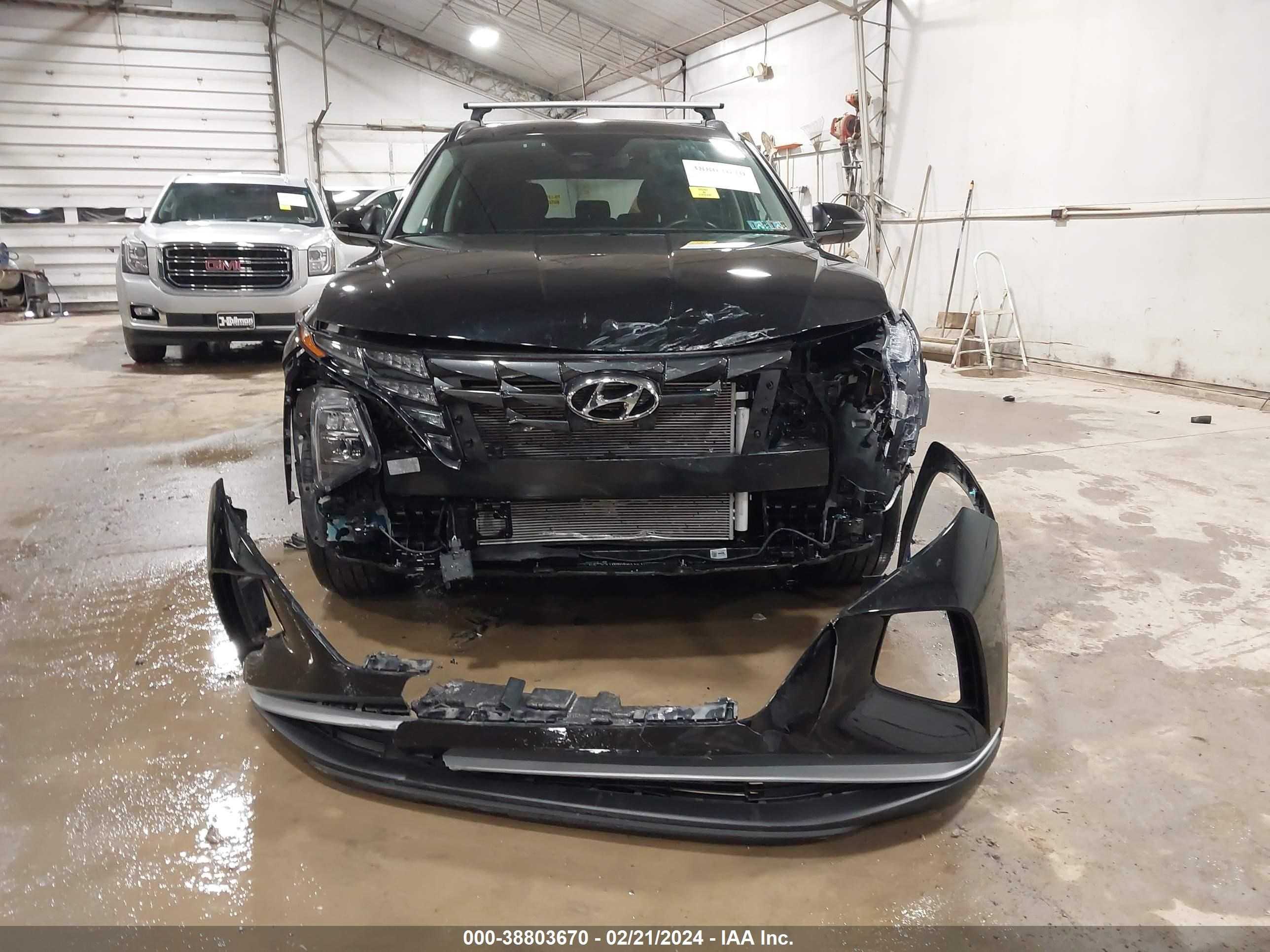 Photo 11 VIN: 5NMJFCAE4NH128876 - HYUNDAI TUCSON 