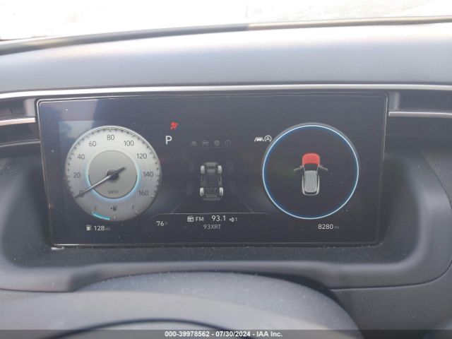 Photo 6 VIN: 5NMJFCAE5PH246129 - HYUNDAI TUCSON 