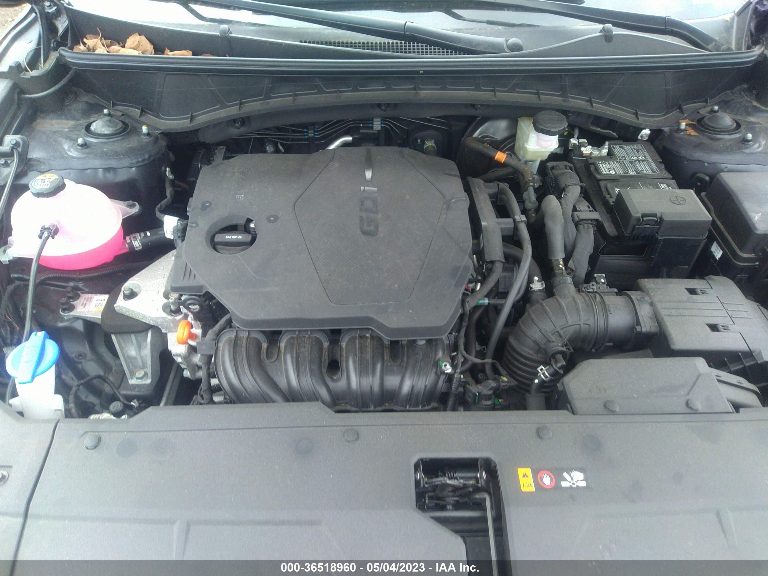 Photo 9 VIN: 5NMJFCAE6NH057292 - HYUNDAI TUCSON 