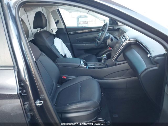 Photo 4 VIN: 5NMJFCAE6PH237679 - HYUNDAI TUCSON 