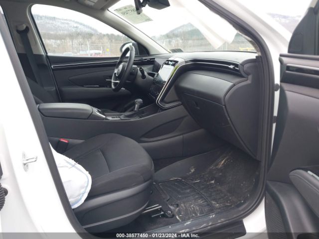 Photo 4 VIN: 5NMJFCAE9NH047808 - HYUNDAI TUCSON 