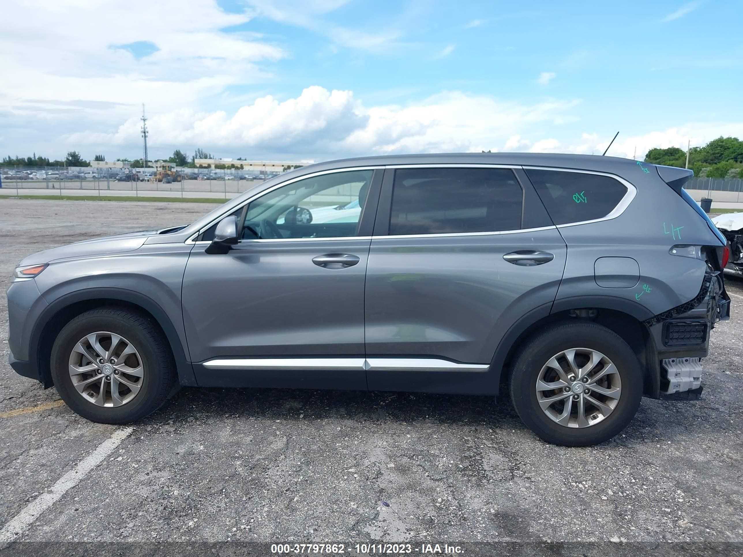 Photo 14 VIN: 5NMS23AD0KH112838 - HYUNDAI SANTA FE 