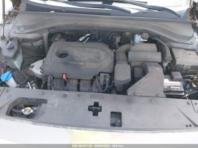 Photo 9 VIN: 5NMS23ADXKH118274 - HYUNDAI SANTA FE 