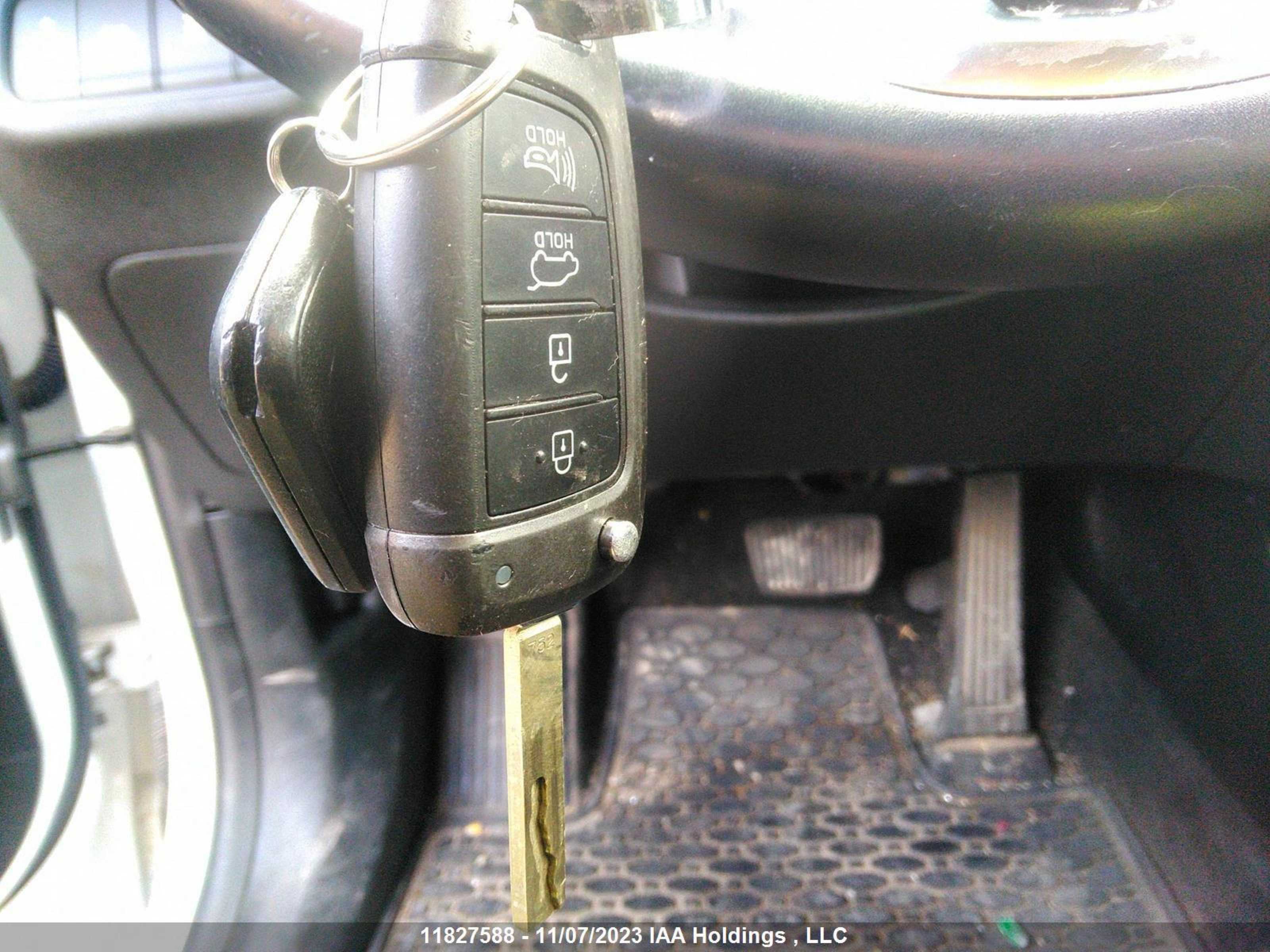 Photo 10 VIN: 5NMS2CAD4KH026478 - HYUNDAI SANTA FE 