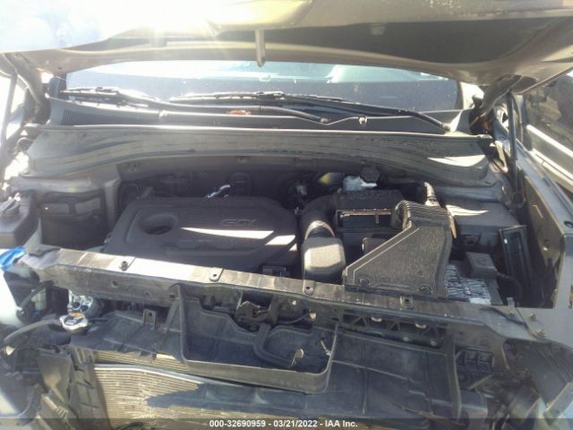 Photo 9 VIN: 5NMS2CAD7KH112528 - HYUNDAI SANTA FE 