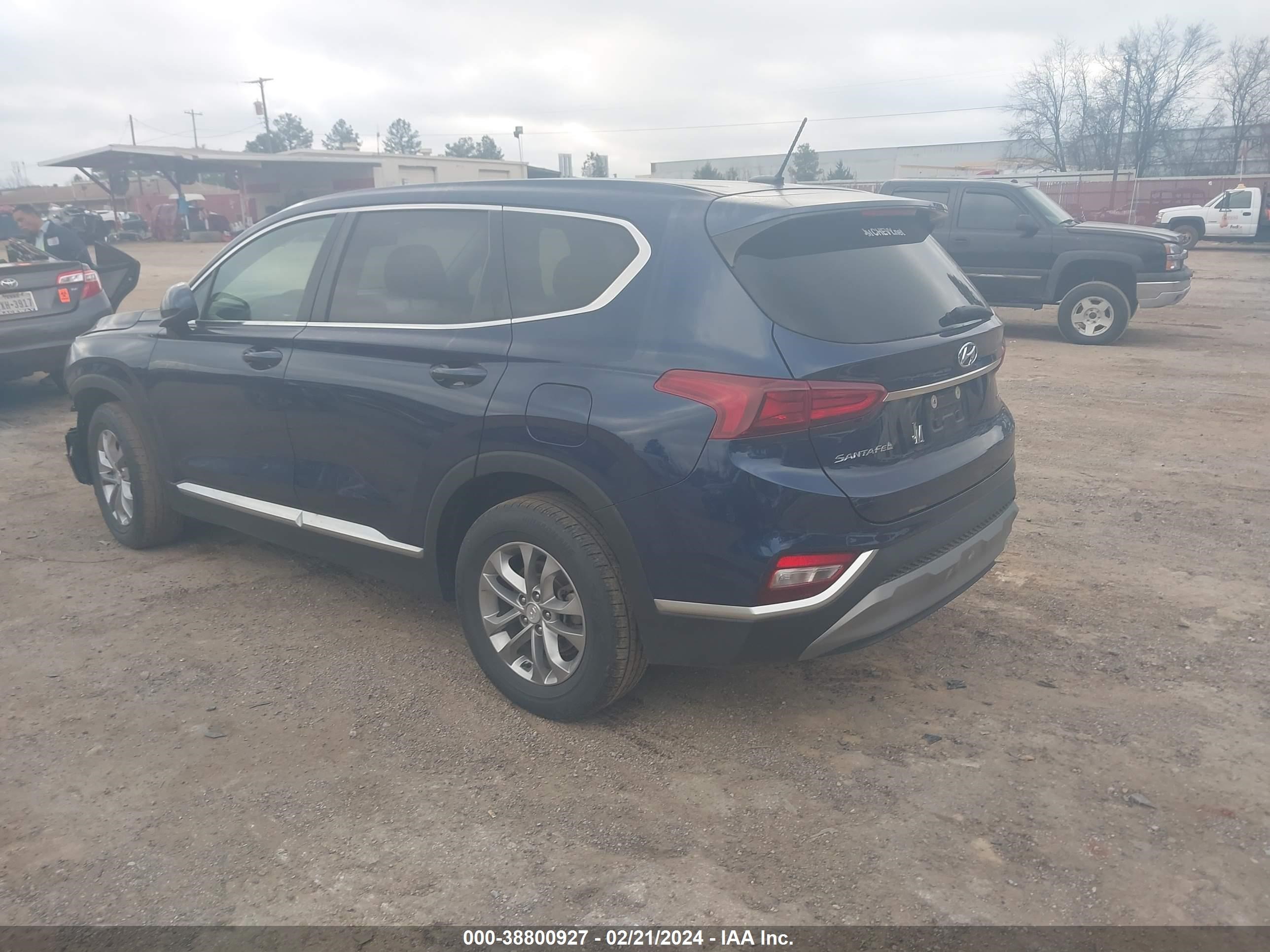 Photo 2 VIN: 5NMS2CAD7KH115185 - HYUNDAI SANTA FE 