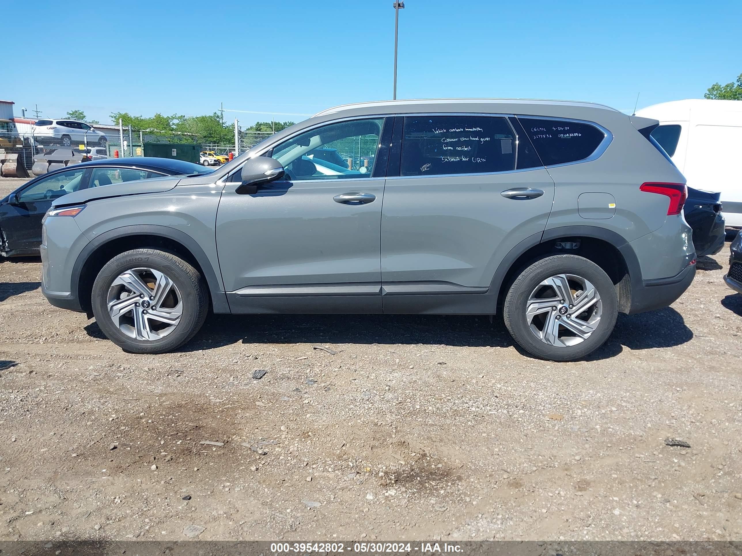 Photo 13 VIN: 5NMS2DAJ1PH527850 - HYUNDAI SANTA FE 