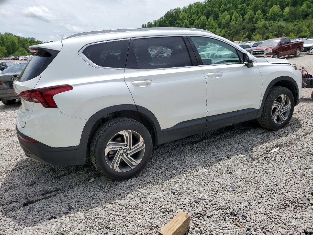 Photo 2 VIN: 5NMS2DAJ2PH484412 - HYUNDAI SANTA FE 