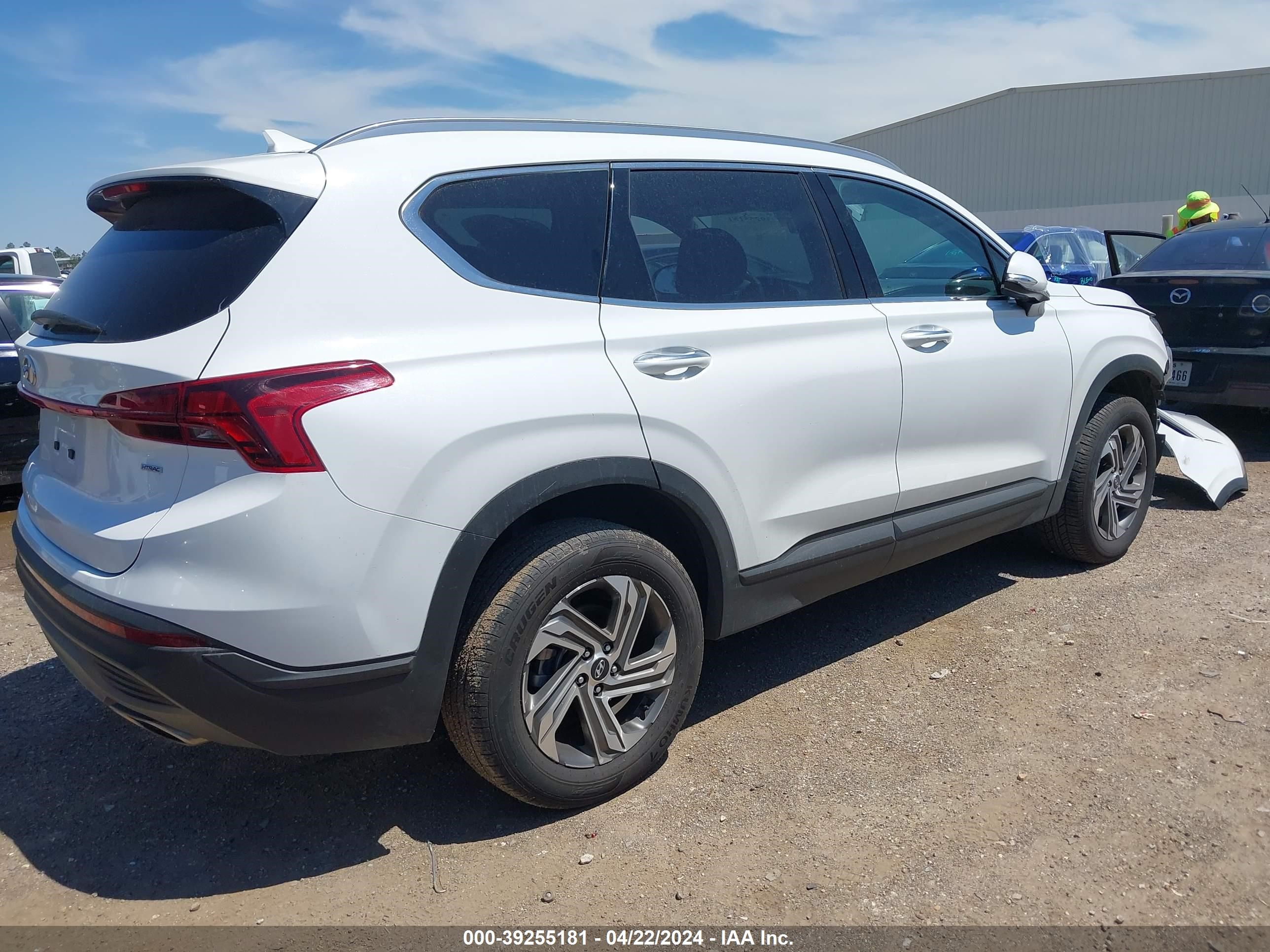 Photo 3 VIN: 5NMS2DAJ2PH549940 - HYUNDAI SANTA FE 