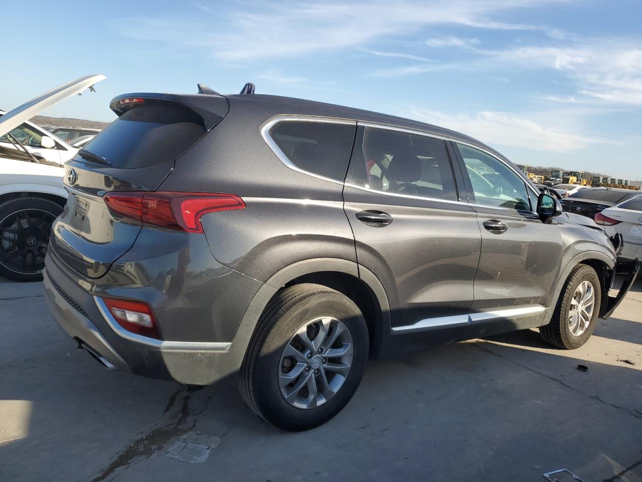 Photo 2 VIN: 5NMS33AD8LH288129 - HYUNDAI SANTA FE 