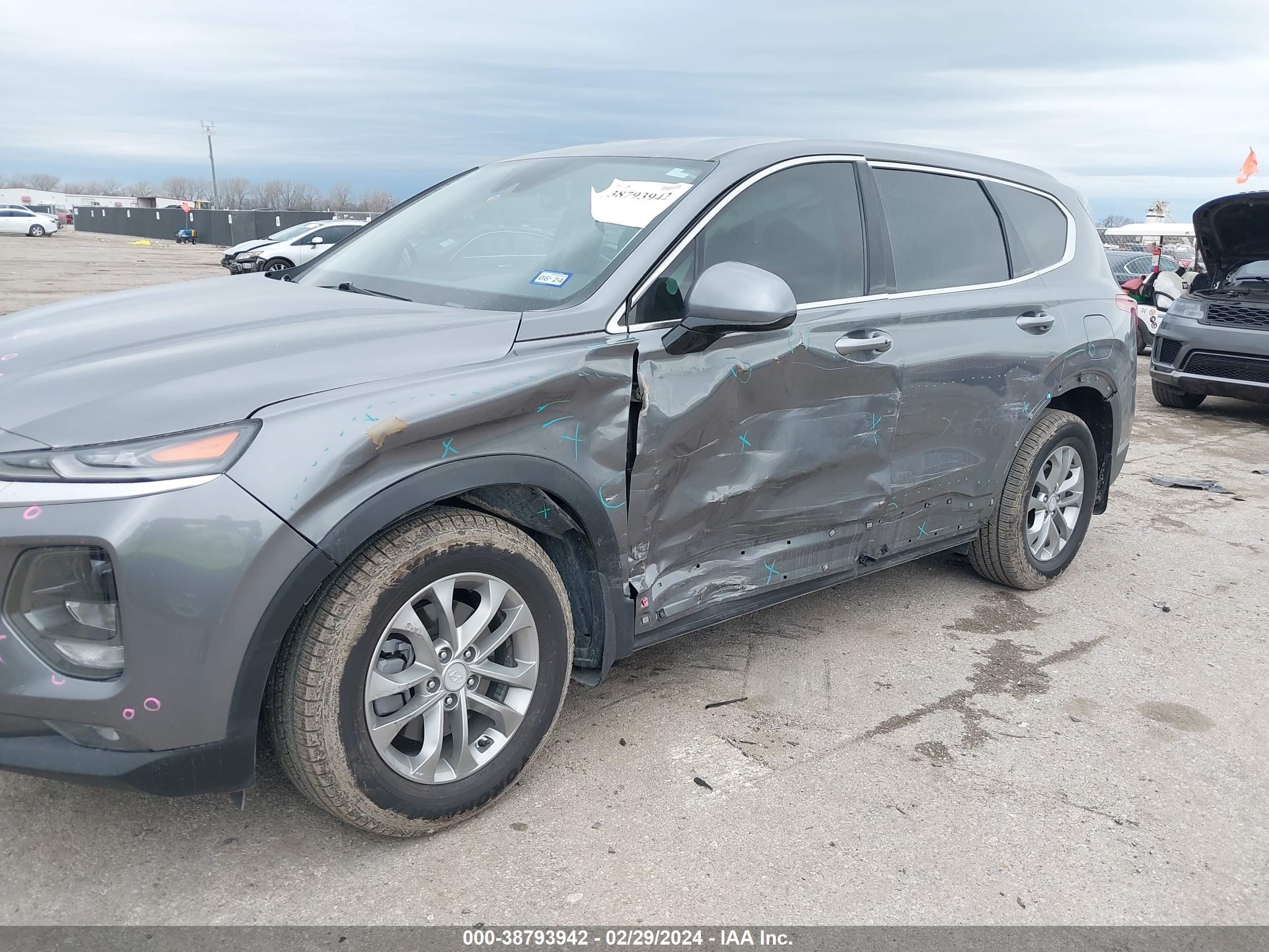 Photo 5 VIN: 5NMS33AD9KH133300 - HYUNDAI SANTA FE 