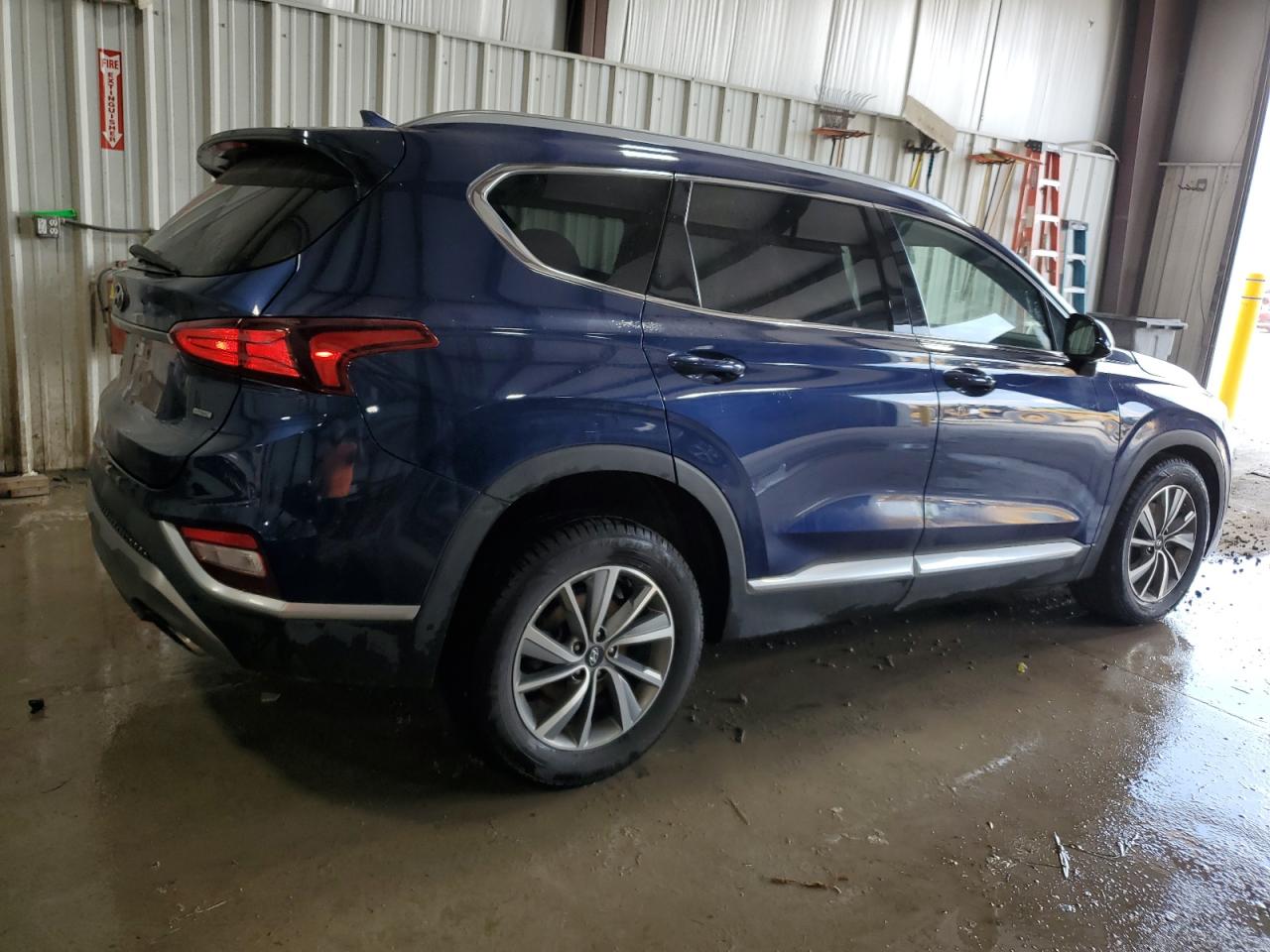 Photo 2 VIN: 5NMS3CAD8KH061876 - HYUNDAI SANTA FE 