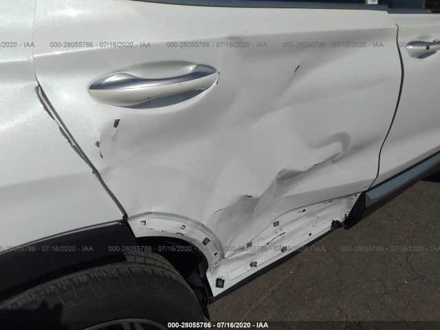 Photo 5 VIN: 5NMS53AAXKH045694 - HYUNDAI SANTA FE 