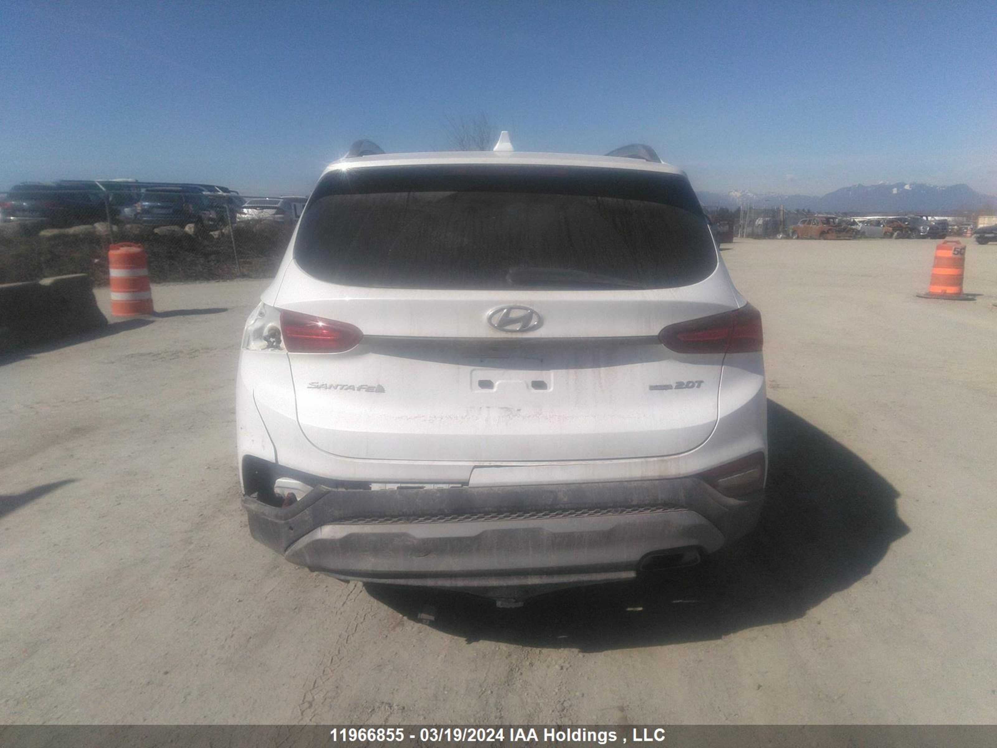 Photo 16 VIN: 5NMS5CAA8LH240937 - HYUNDAI SANTA FE 