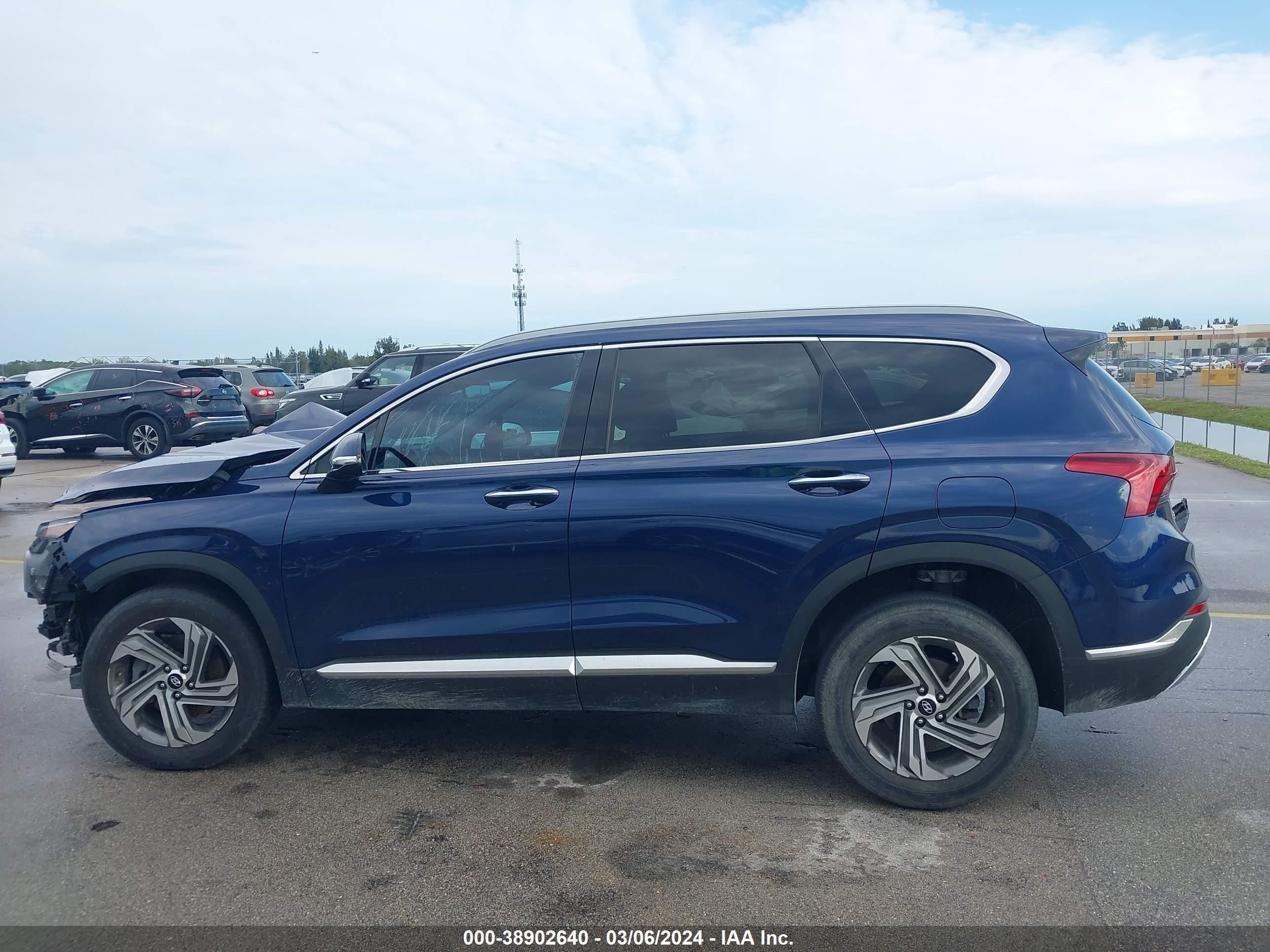 Photo 12 VIN: 5NMS64AJ2NH376597 - HYUNDAI SANTA FE 