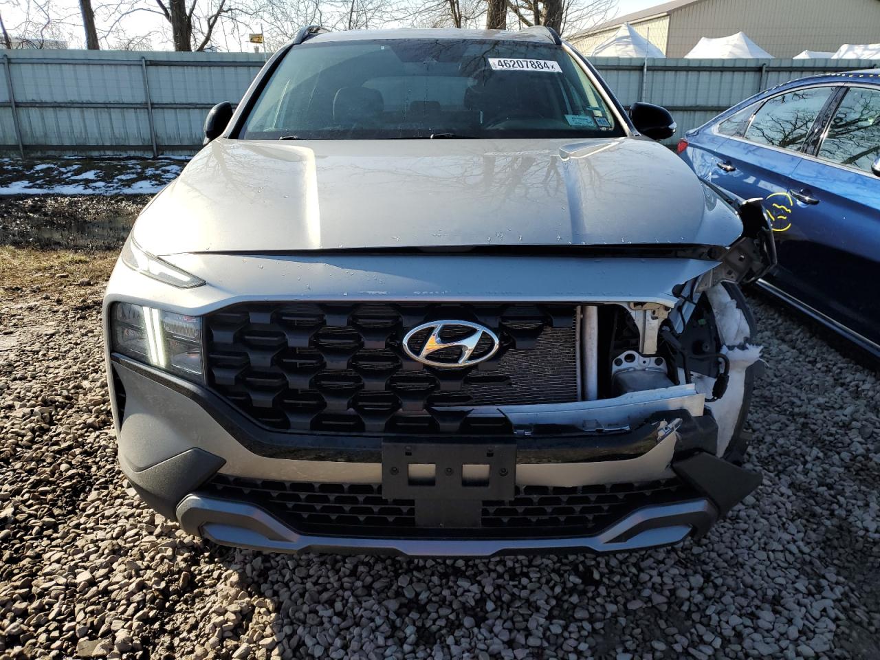 Photo 4 VIN: 5NMS6DAJ1NH384352 - HYUNDAI SANTA FE 