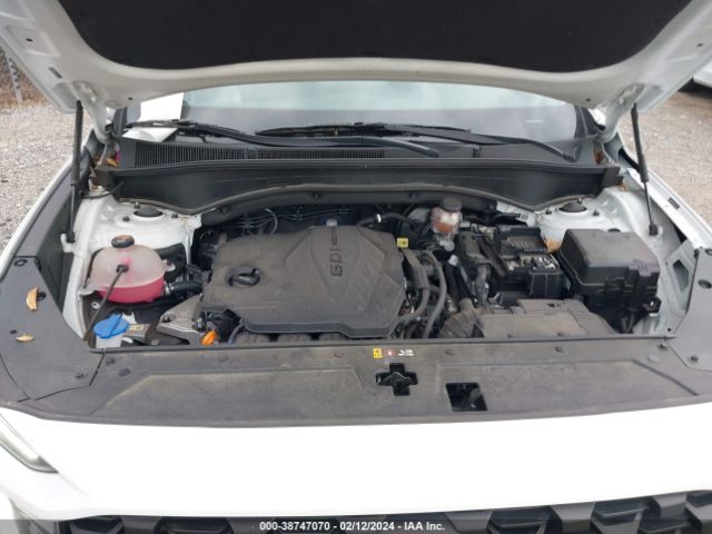 Photo 9 VIN: 5NMS6DAJ4NH381395 - HYUNDAI SANTA FE 