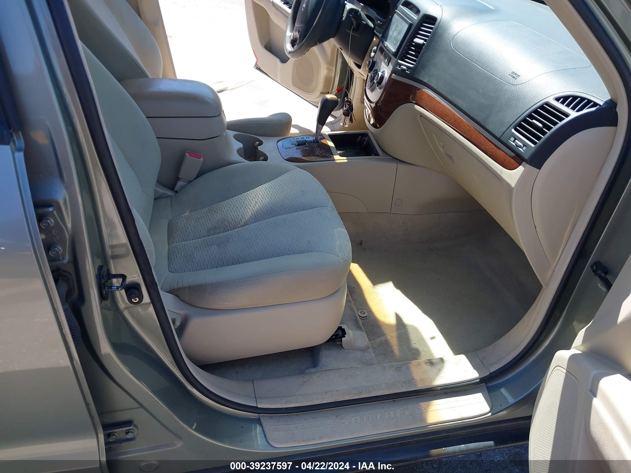 Photo 4 VIN: 5NMSG13D07H053607 - HYUNDAI SANTA FE 