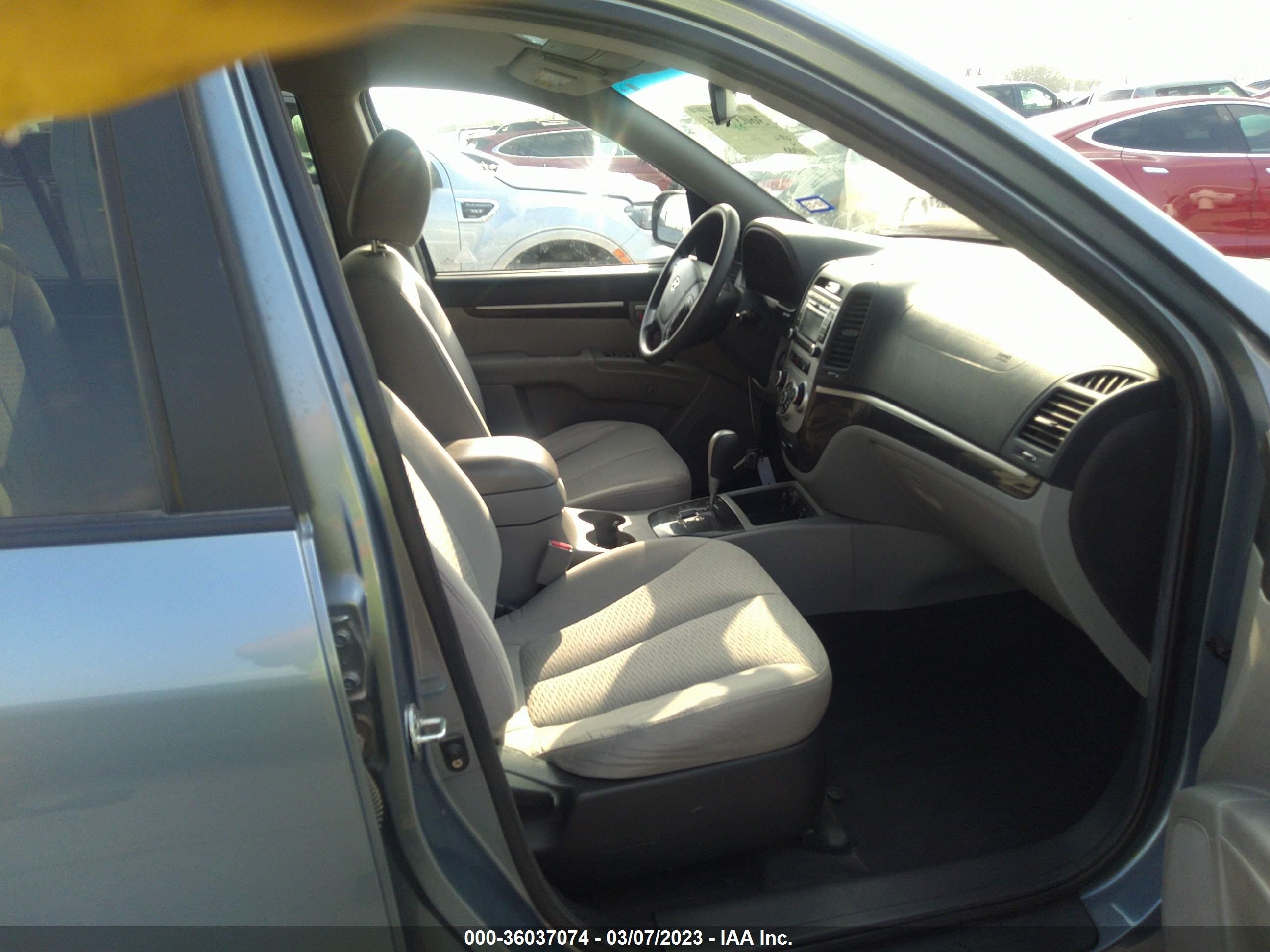 Photo 4 VIN: 5NMSG13D49H313140 - HYUNDAI SANTA FE 