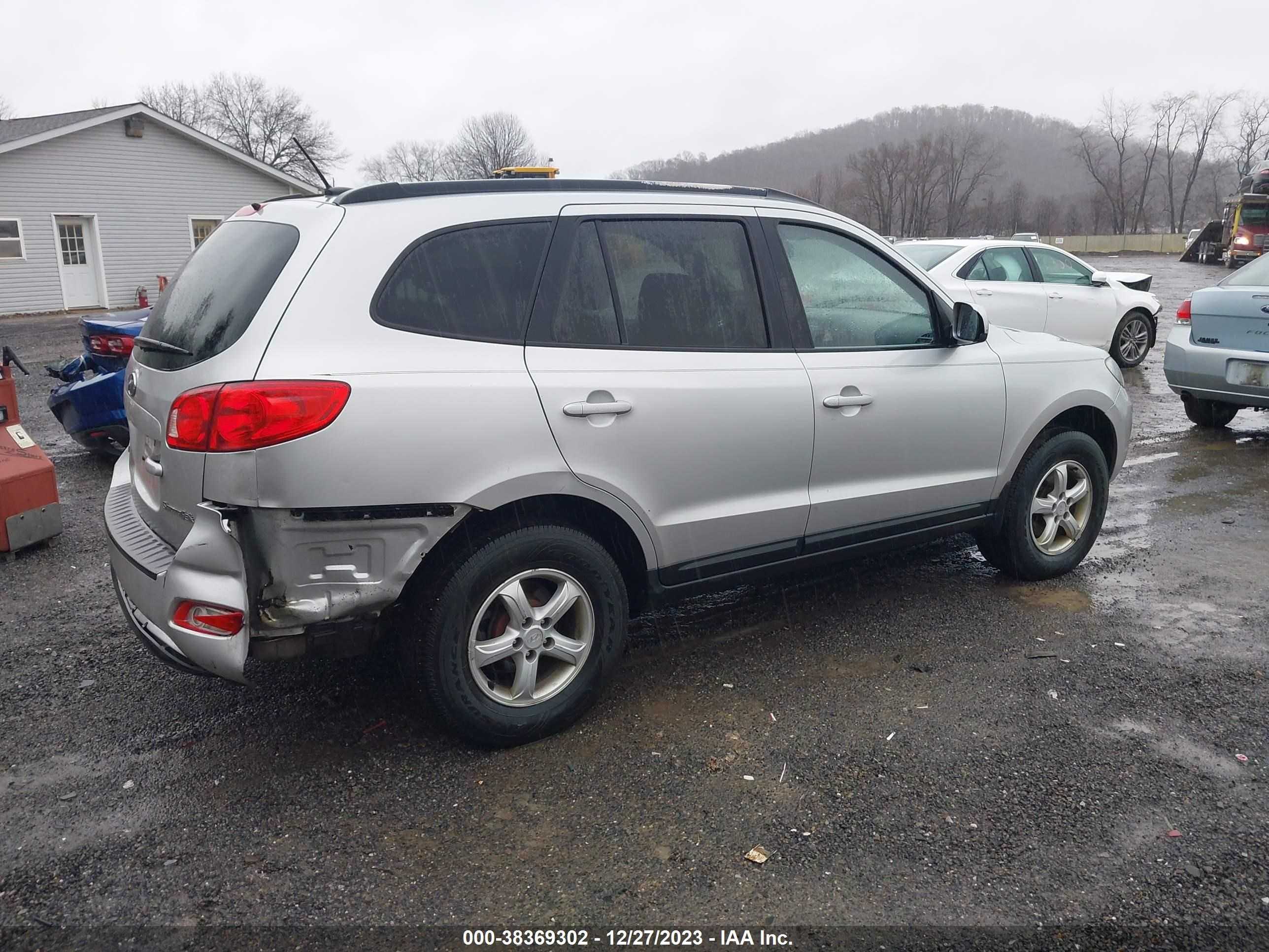 Photo 3 VIN: 5NMSG13D58H192388 - HYUNDAI SANTA FE 