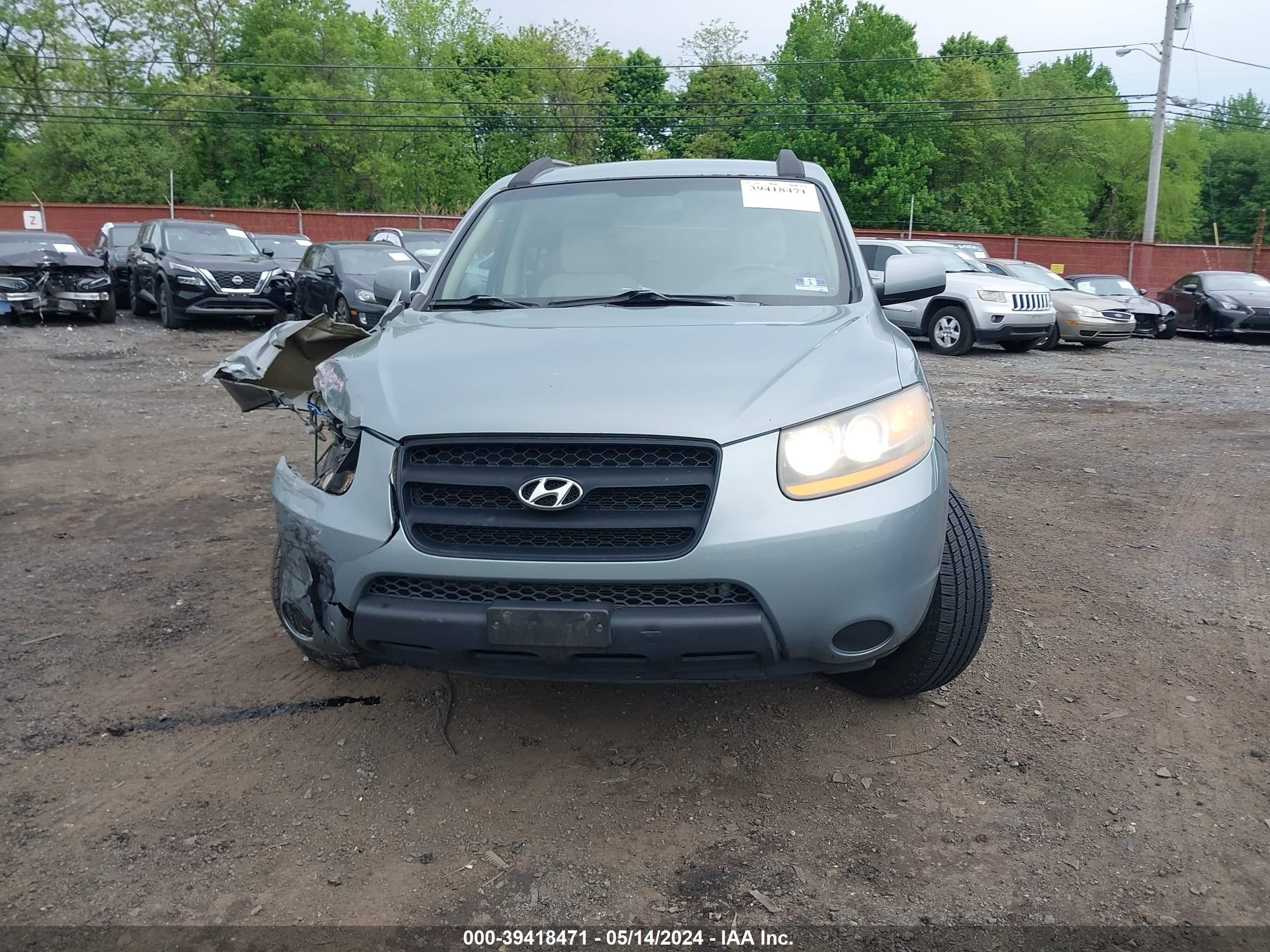 Photo 11 VIN: 5NMSG13D58H221582 - HYUNDAI SANTA FE 