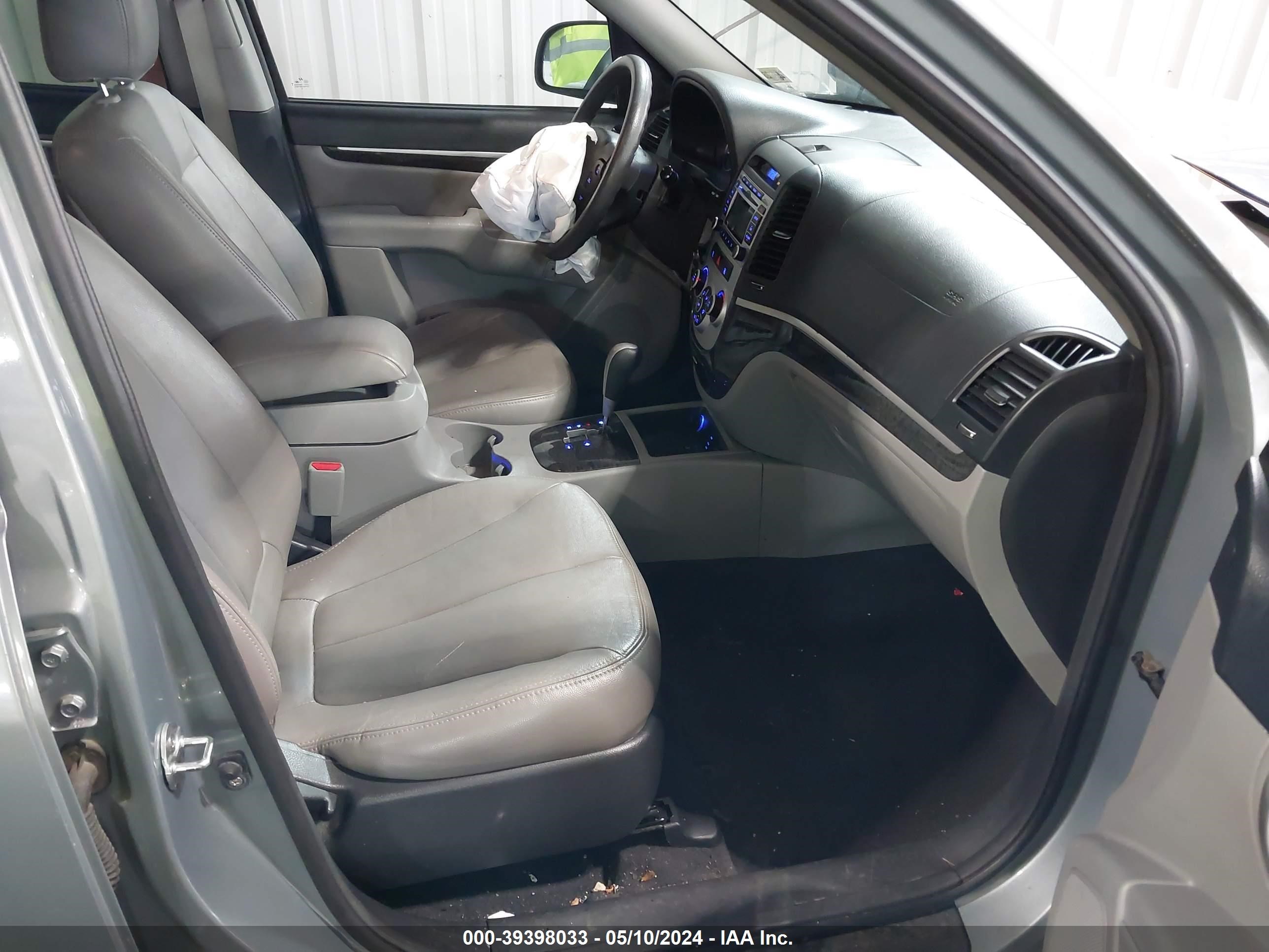 Photo 4 VIN: 5NMSG13D59H239646 - HYUNDAI SANTA FE 