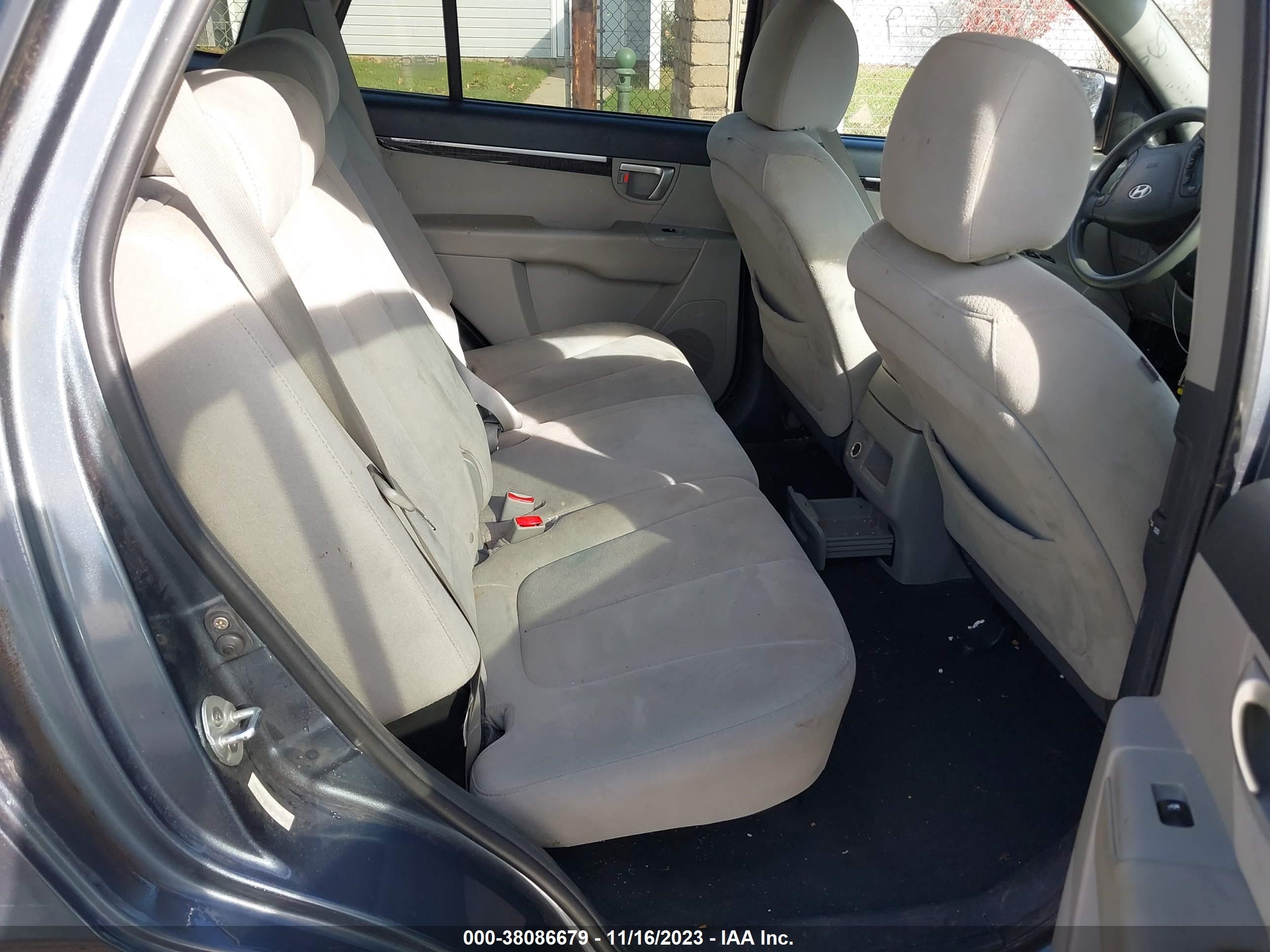 Photo 7 VIN: 5NMSG13D79H270672 - HYUNDAI SANTA FE 