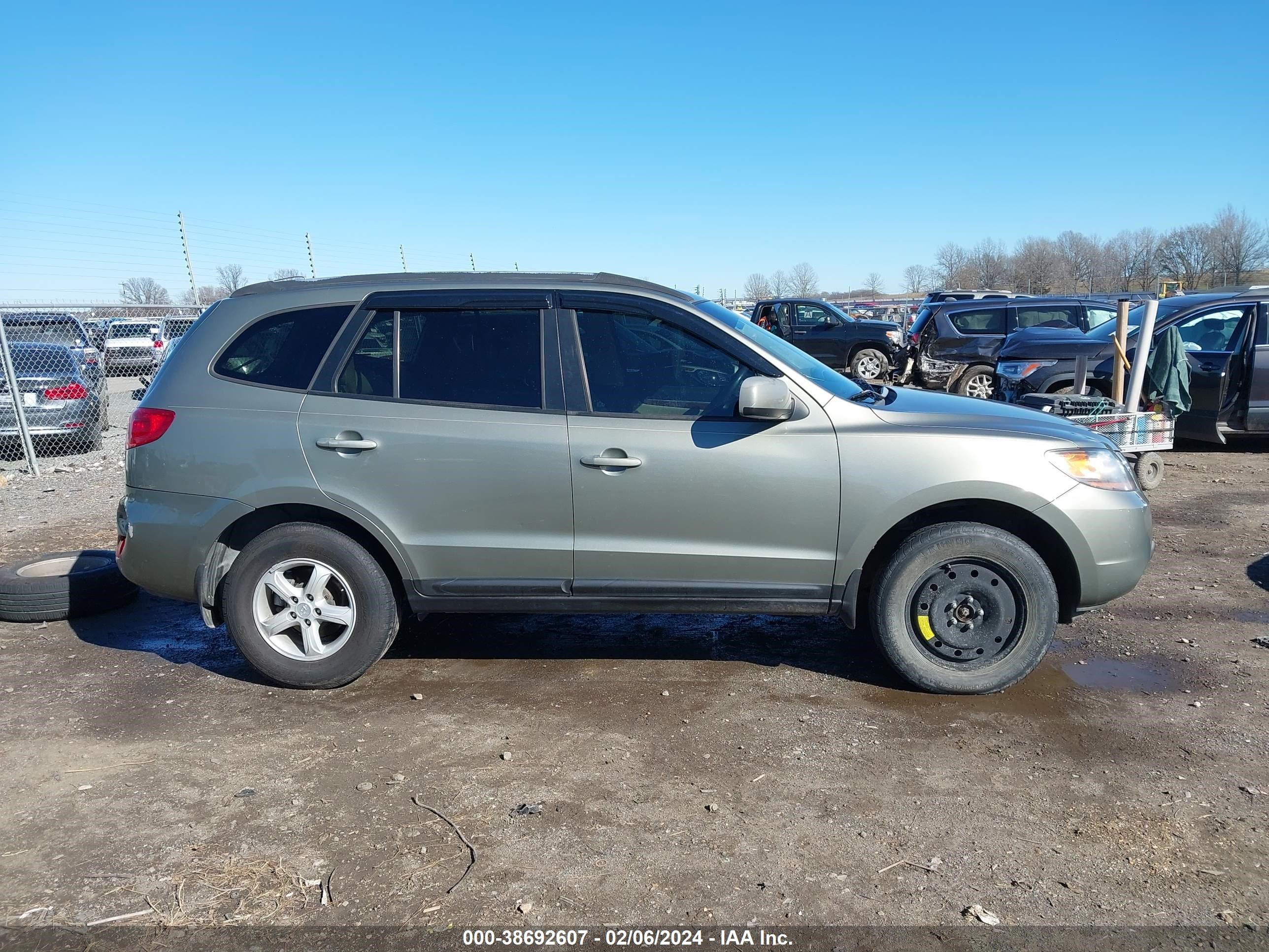 Photo 12 VIN: 5NMSG13D98H203196 - HYUNDAI SANTA FE 