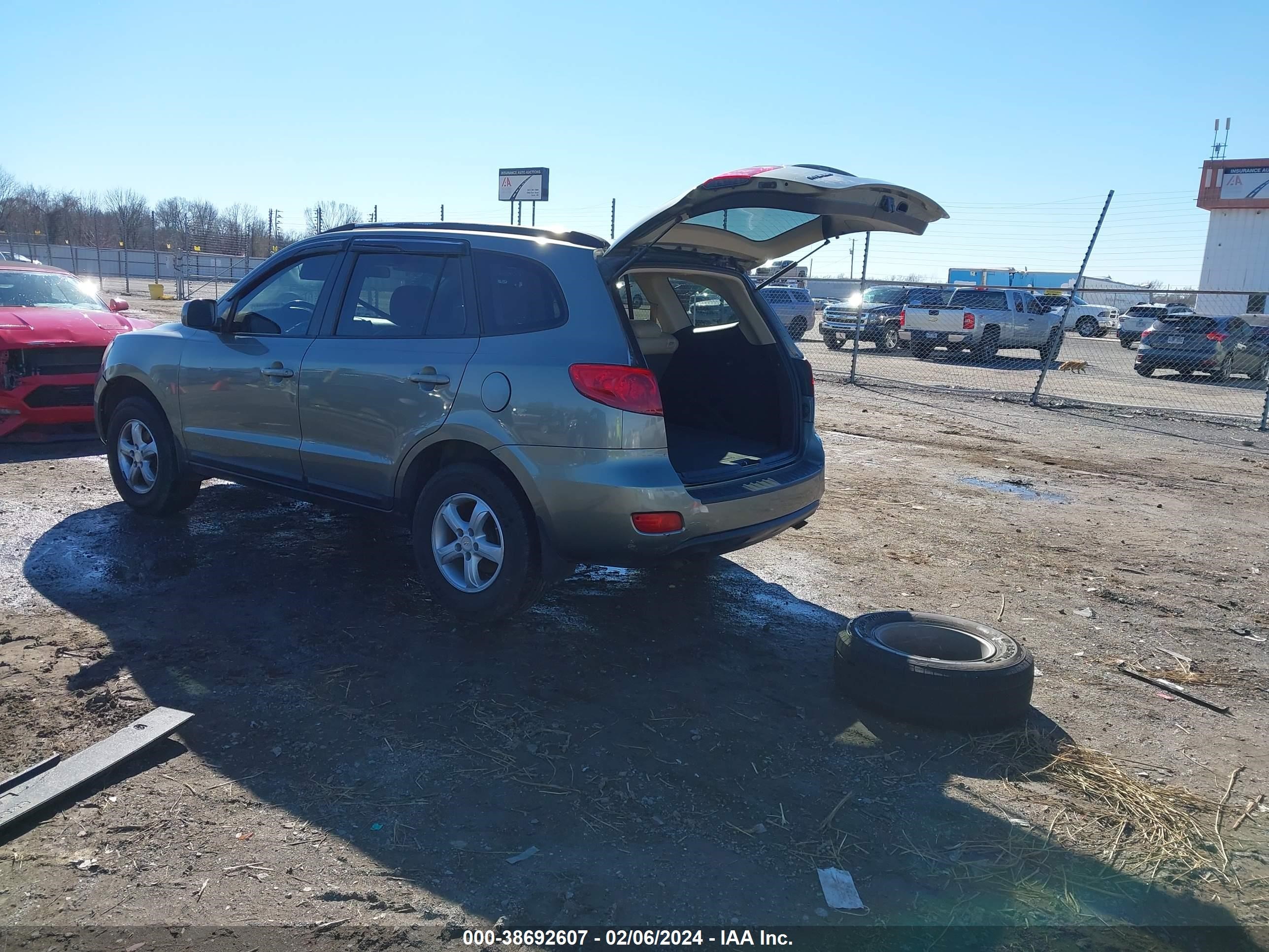 Photo 2 VIN: 5NMSG13D98H203196 - HYUNDAI SANTA FE 