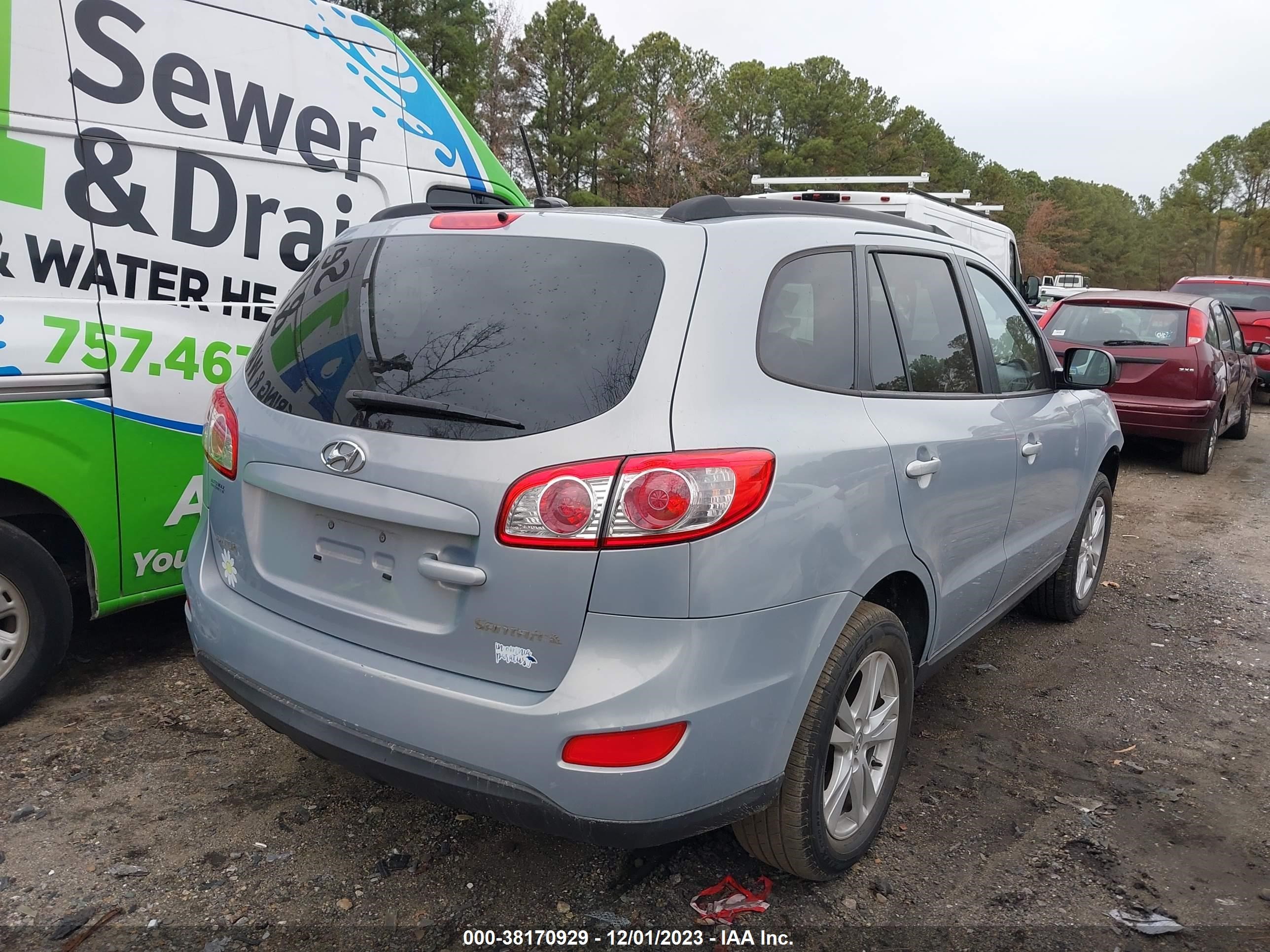 Photo 3 VIN: 5NMSG3AB0AH400096 - HYUNDAI SANTA FE 