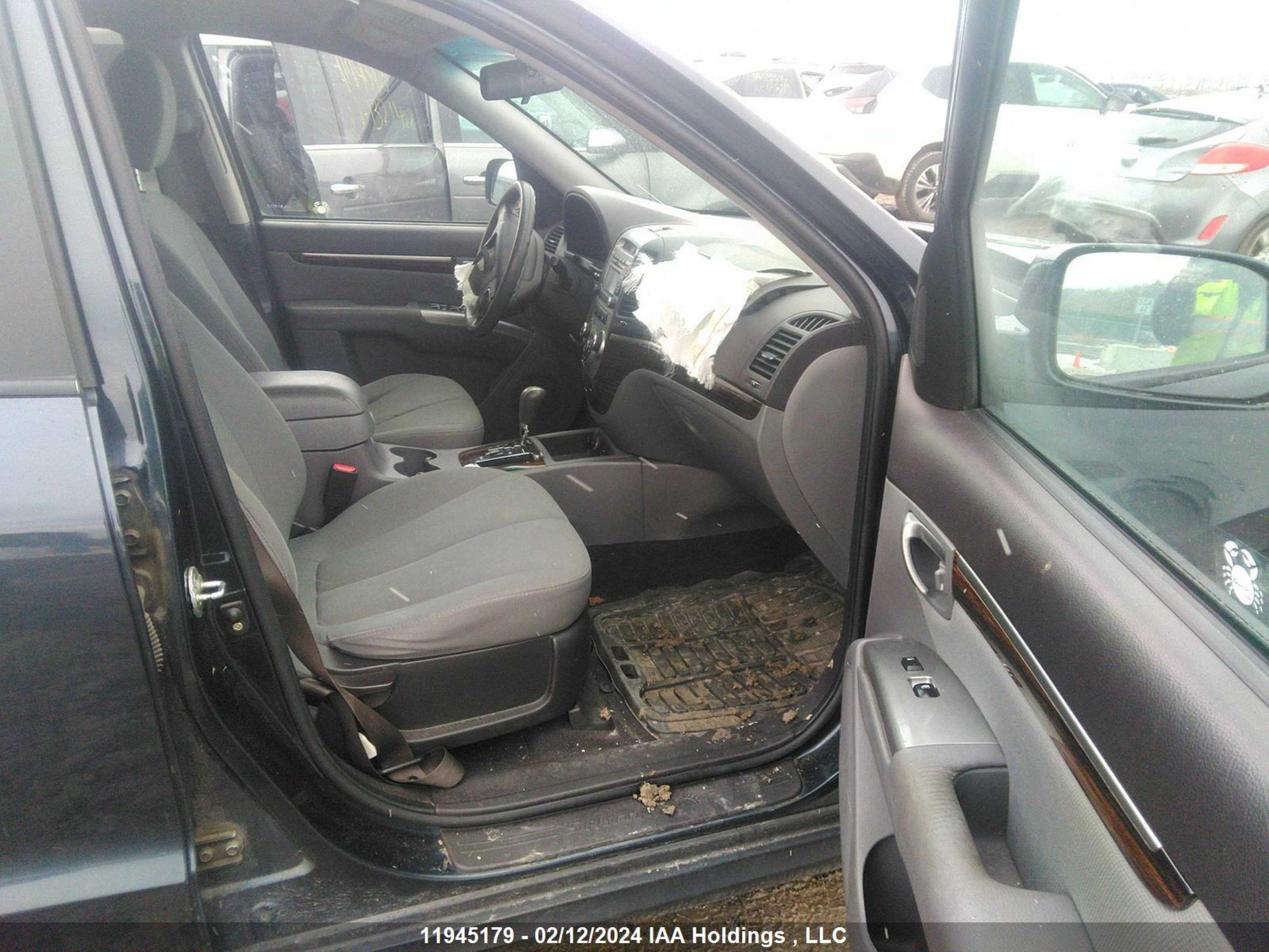 Photo 4 VIN: 5NMSG3AB6AH406582 - HYUNDAI SANTA FE 