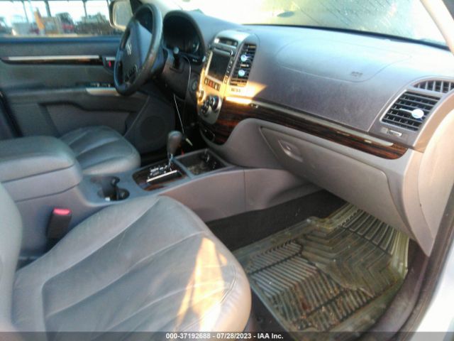 Photo 4 VIN: 5NMSG3AB7AH411502 - HYUNDAI SANTA FE 