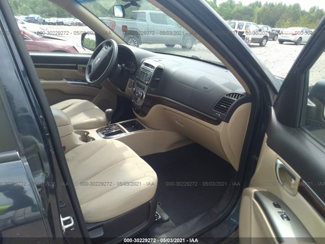 Photo 4 VIN: 5NMSG3ABXAH385784 - HYUNDAI SANTA FE 