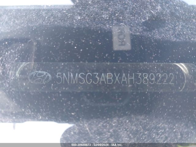 Photo 8 VIN: 5NMSG3ABXAH389222 - HYUNDAI SANTA FE 