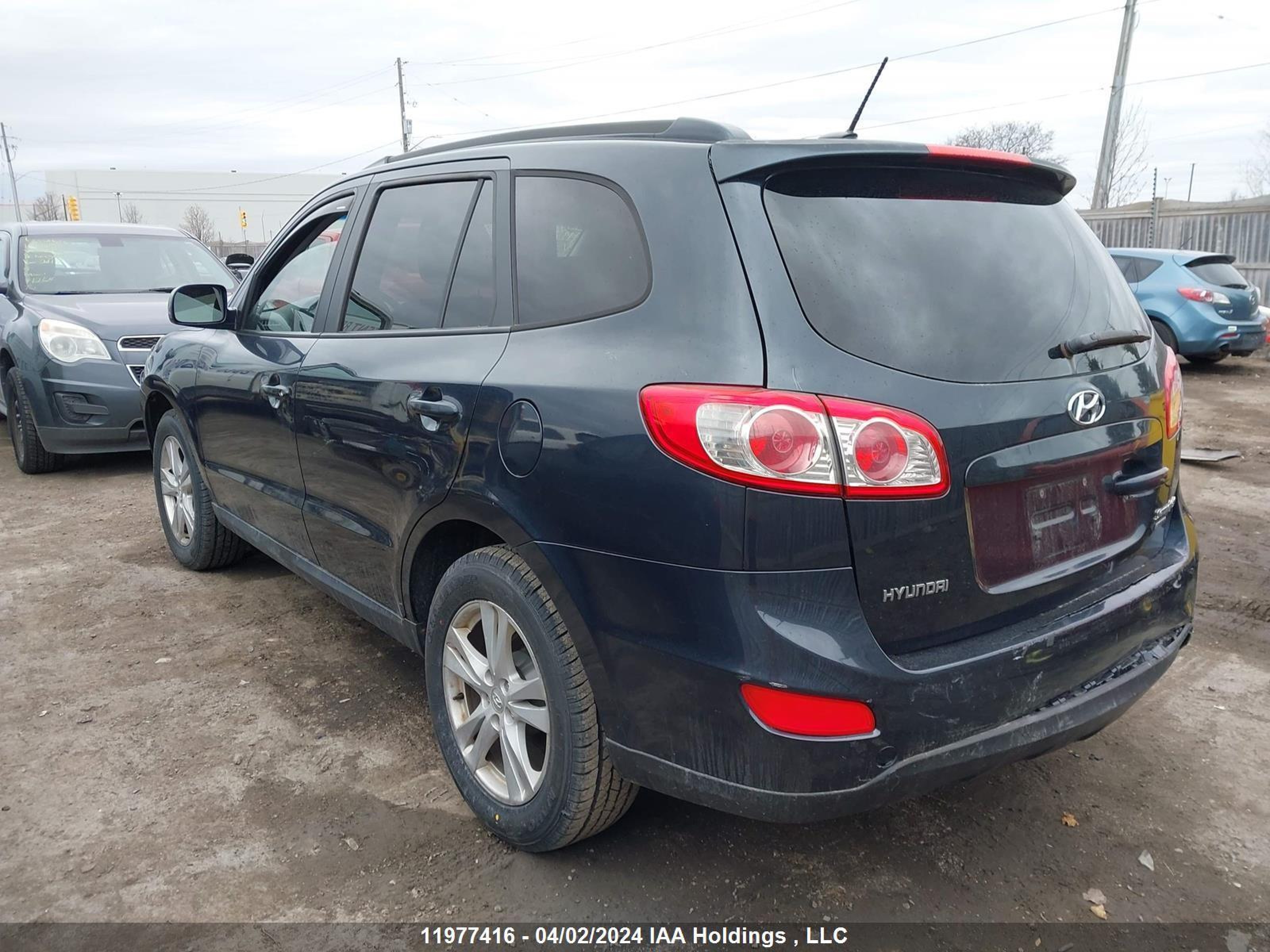 Photo 2 VIN: 5NMSG4AG2AH400859 - HYUNDAI SANTA FE 