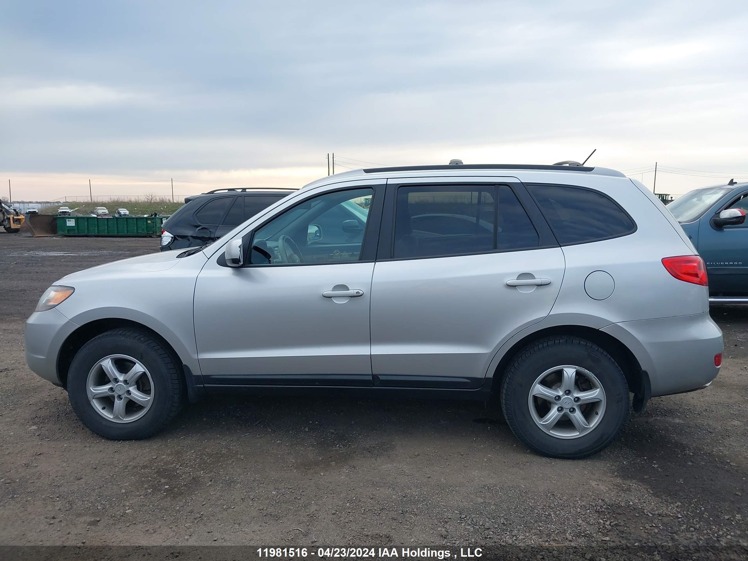 Photo 13 VIN: 5NMSG73E17H007456 - HYUNDAI SANTA FE 