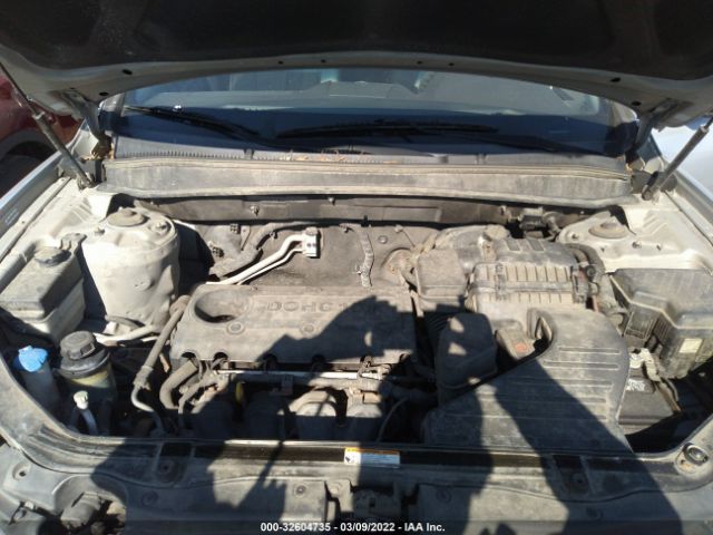 Photo 9 VIN: 5NMSGDAB0AH411461 - HYUNDAI SANTA FE 