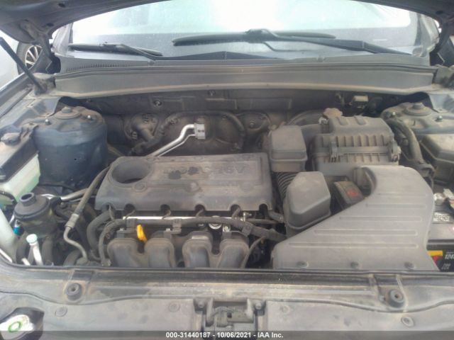 Photo 9 VIN: 5NMSGDAB5AH350561 - HYUNDAI SANTA FE 