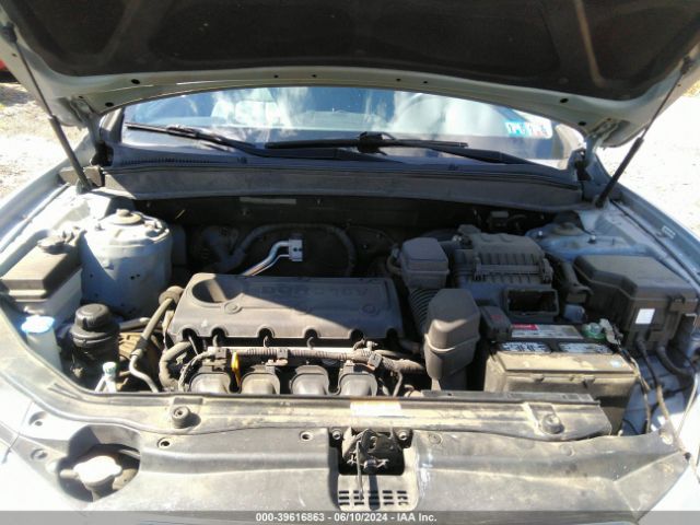 Photo 9 VIN: 5NMSGDAB5AH413626 - HYUNDAI SANTA FE 