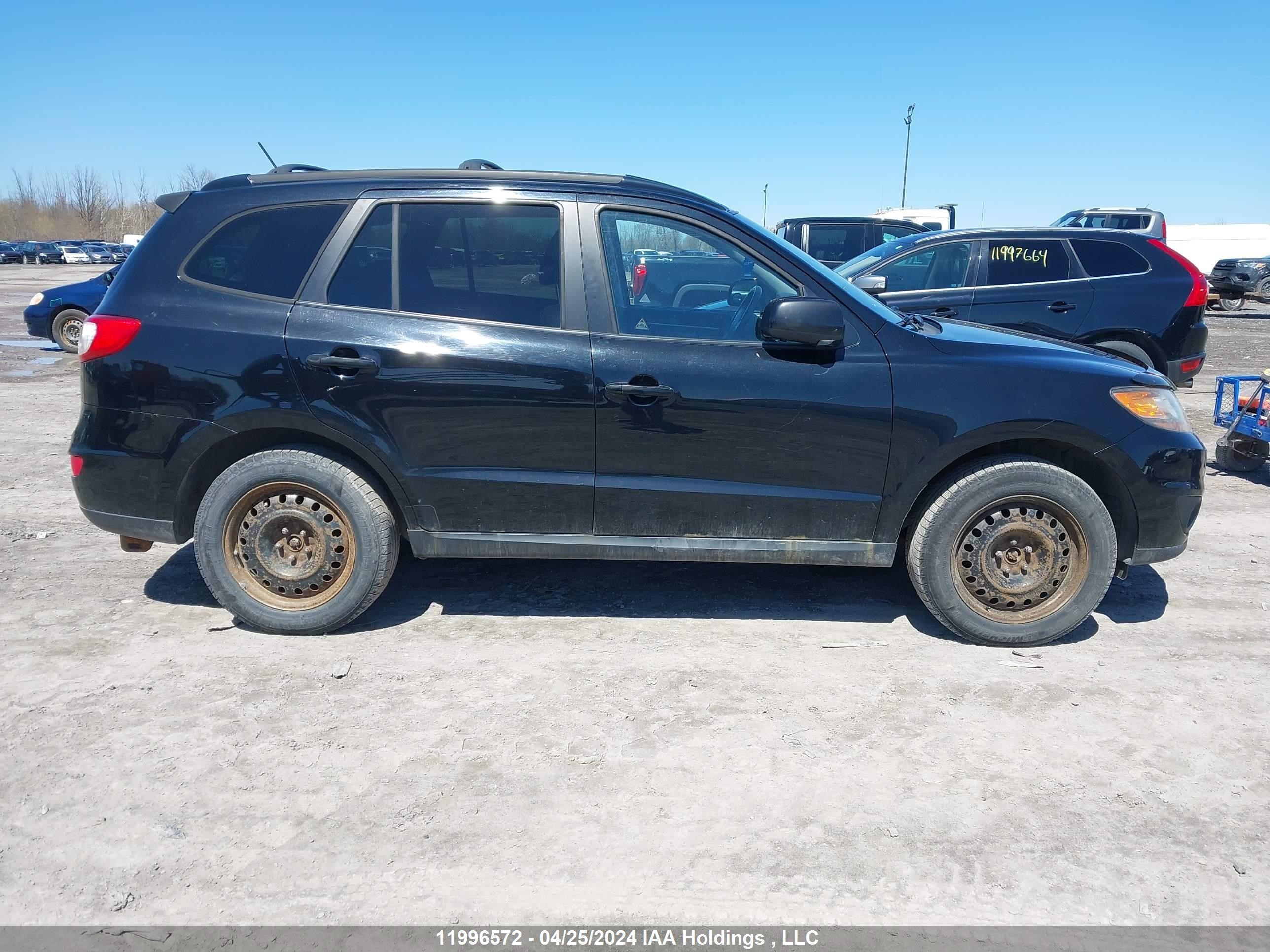 Photo 12 VIN: 5NMSGDAG5AH336283 - HYUNDAI SANTA FE 