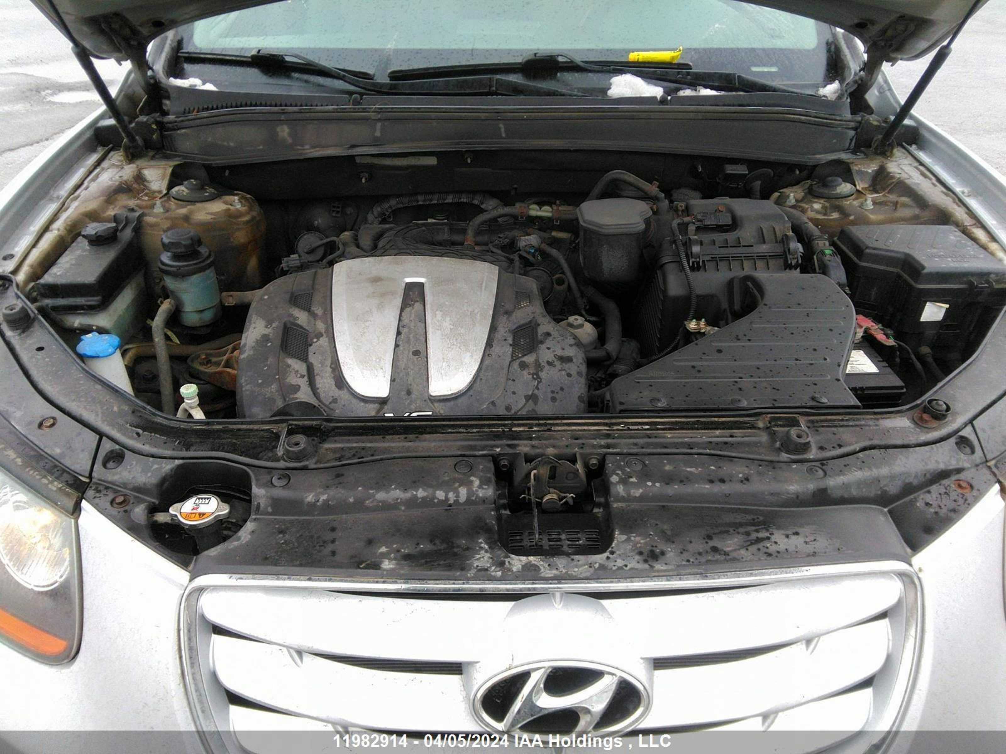 Photo 9 VIN: 5NMSGDAG9AH377919 - HYUNDAI SANTA FE 