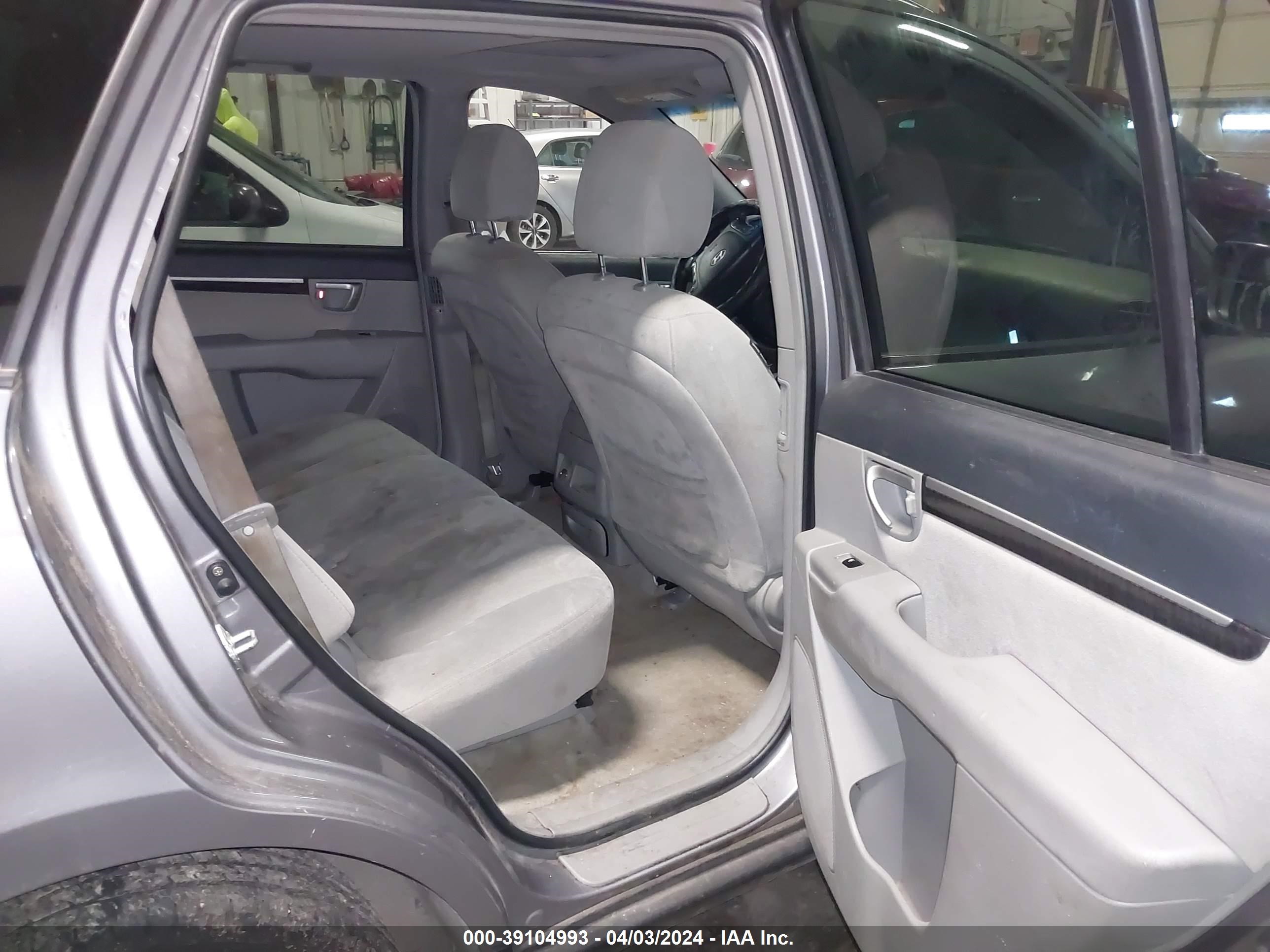 Photo 7 VIN: 5NMSH13E98H165880 - HYUNDAI SANTA FE 