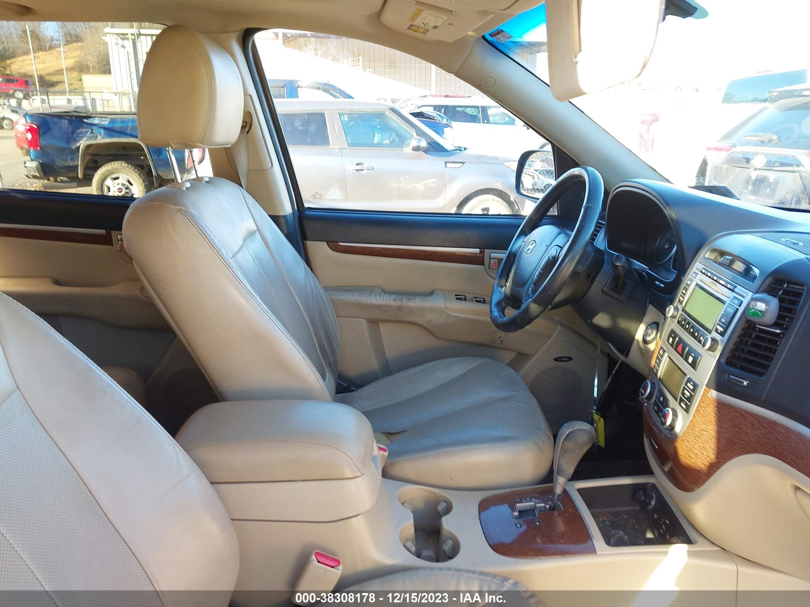 Photo 4 VIN: 5NMSH73E09H265158 - HYUNDAI SANTA FE 