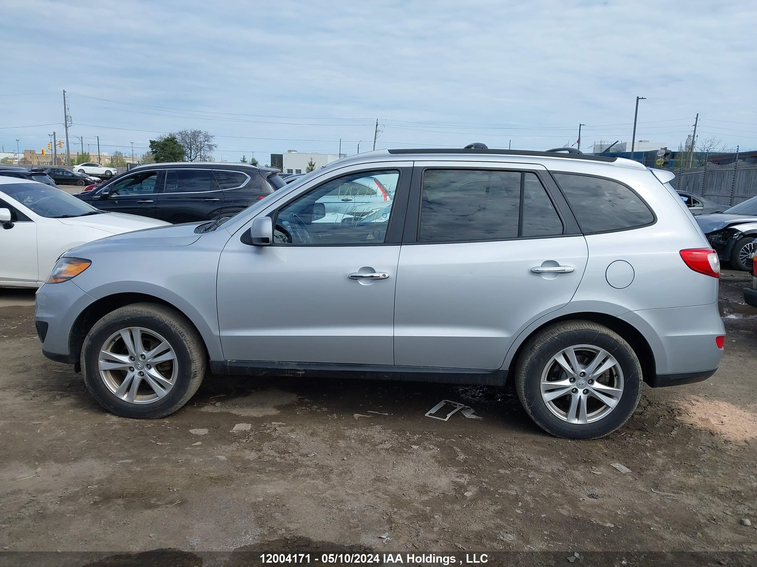 Photo 13 VIN: 5NMSHDAG8AH350630 - HYUNDAI SANTA FE 