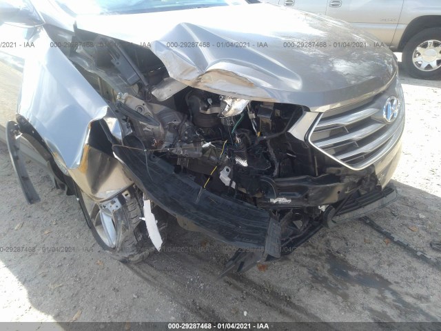 Photo 5 VIN: 5NMZT3LB1JH103541 - HYUNDAI SANTA FE 