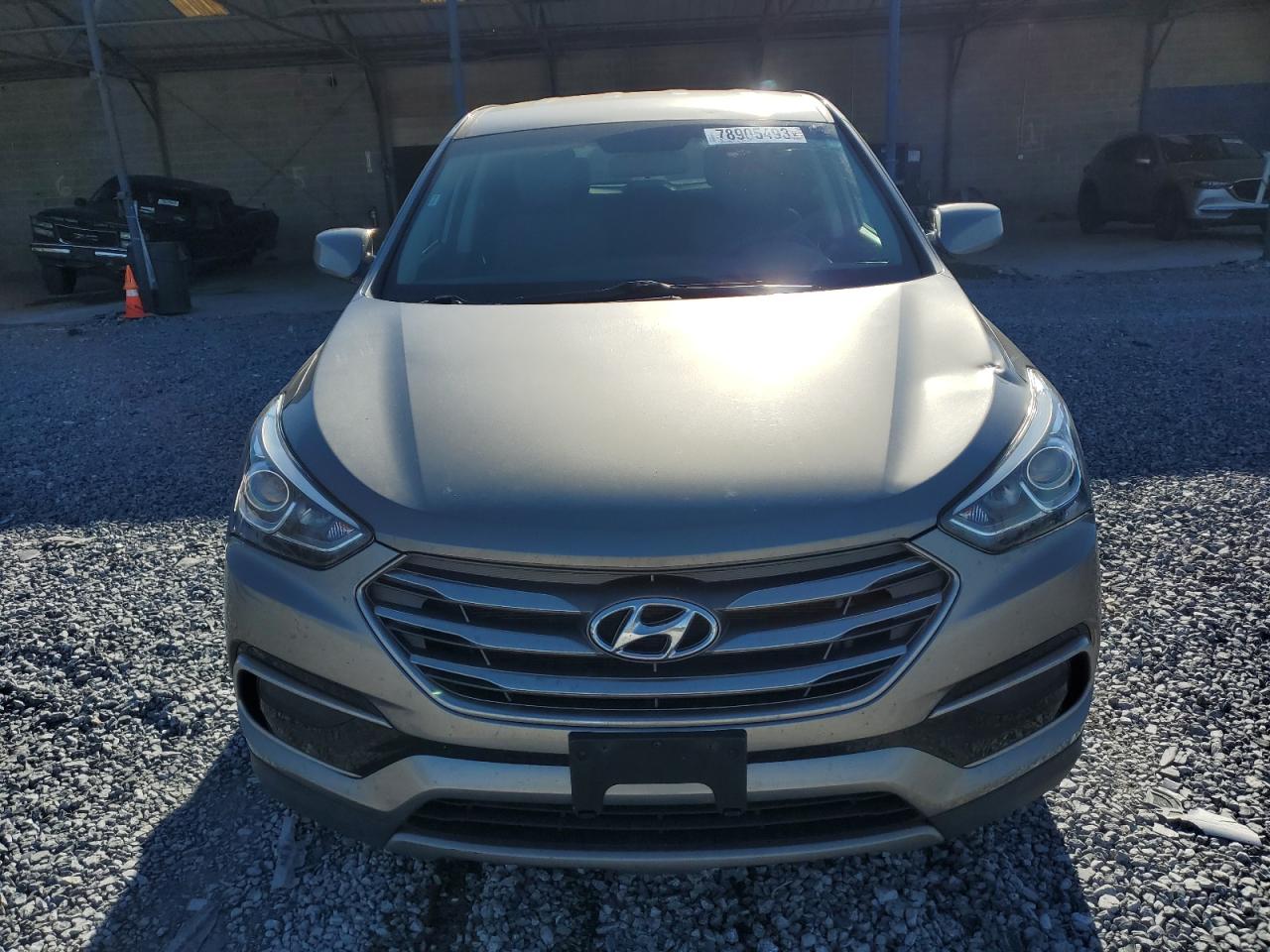 Photo 4 VIN: 5NMZT3LB2HH031856 - HYUNDAI SANTA FE 